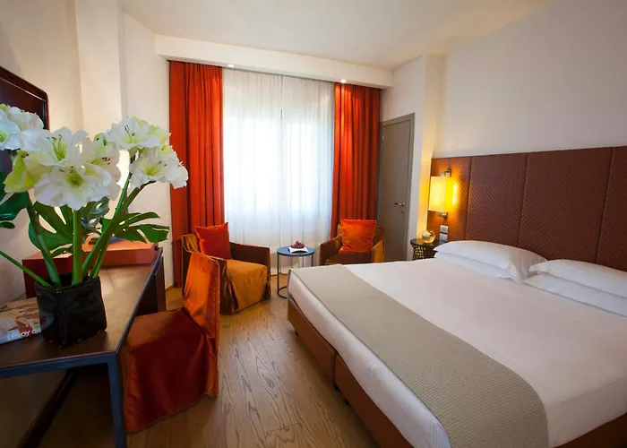  Starhotels Michelangelo Florence
